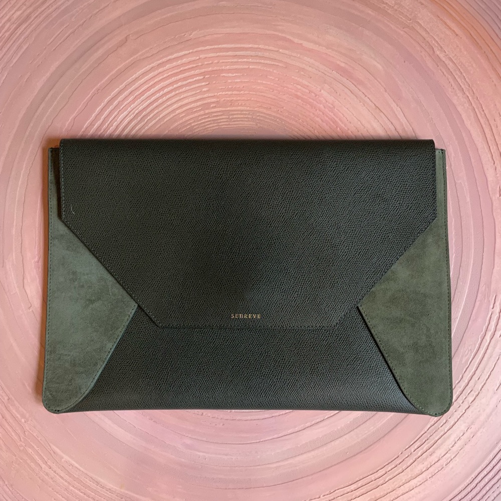 SENREVE Envelope Sleeve in Green